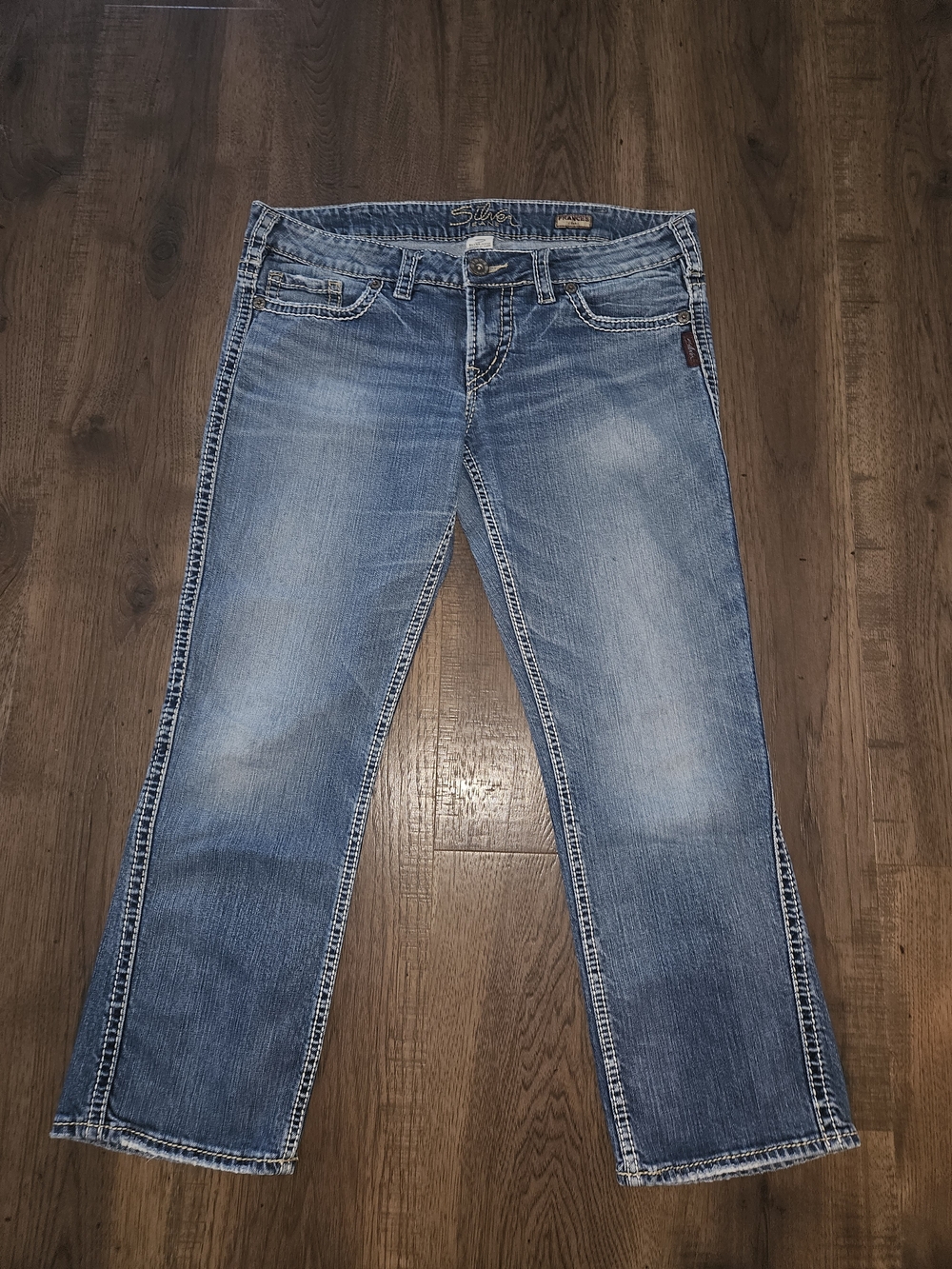 Silver Jeans Women's Light Blue Cropped Denim Pants